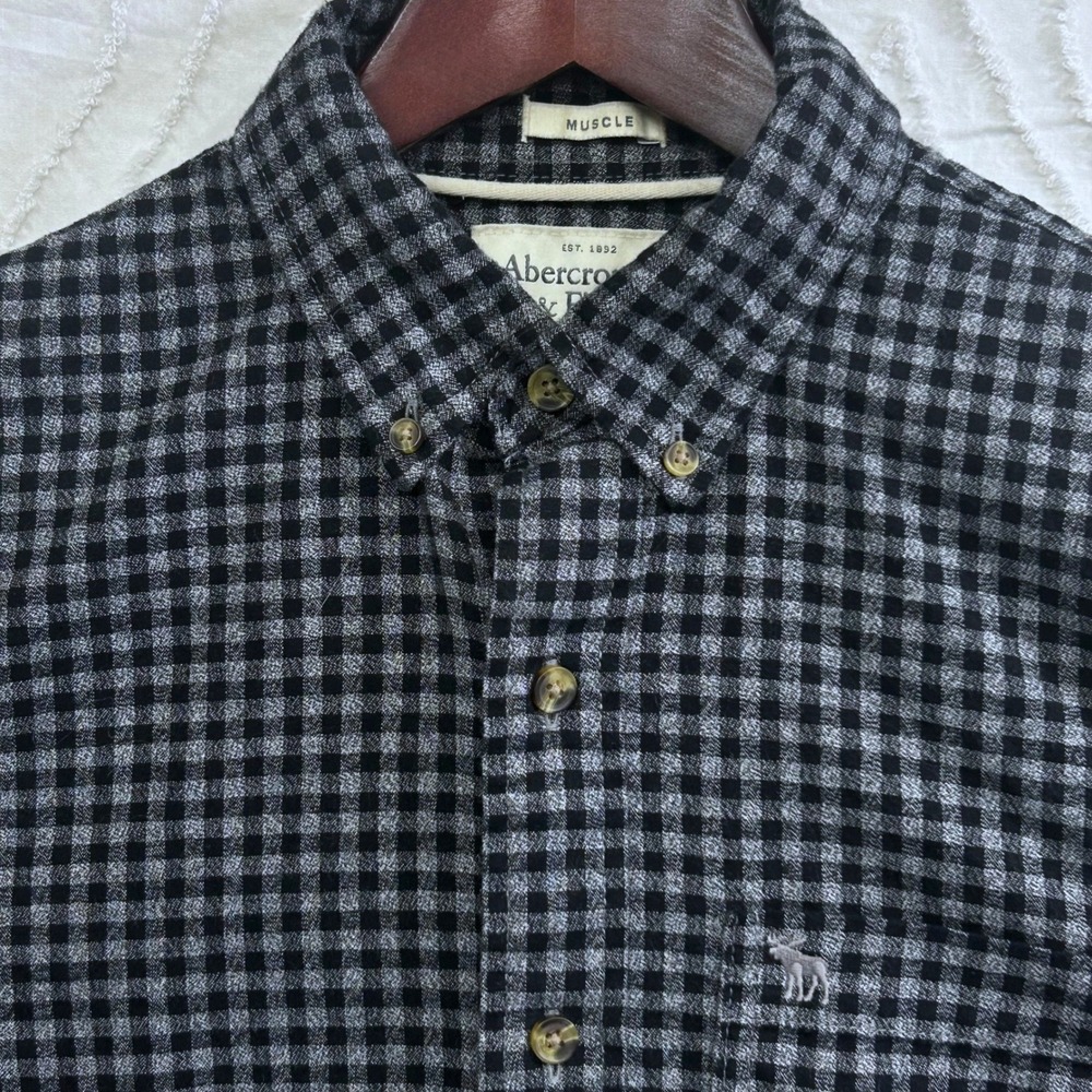 Abercrombie Fitch Muscle Fit Shirt Mens M Black Gingham Long Sleeve Preppy Moose - Picture 2 of 8